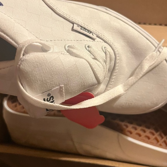 Vans checkerboard low rise big kid size 7 - Picture 3 of 5